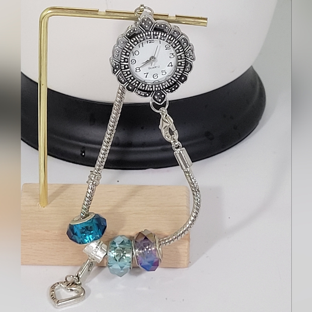 Vintage style watch charm bracelet with 4 charms. UNIQUE!! 925